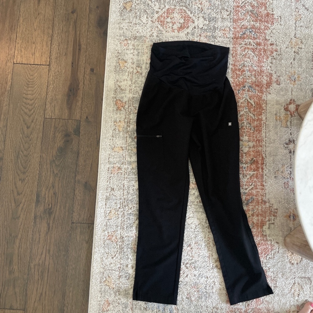 Figs small maternity scrub bottoms black